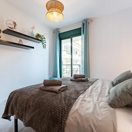 Coastal Comfort 2 Bed, Parking Pool And Terrace Апартаменти